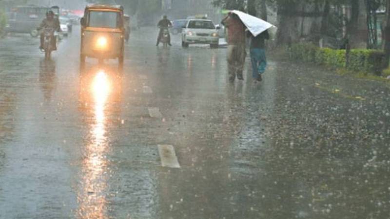لاہور آلودہ شہروں میں تیسرے نمبر پر، موسم خشک رہنے کی پیشگوئی