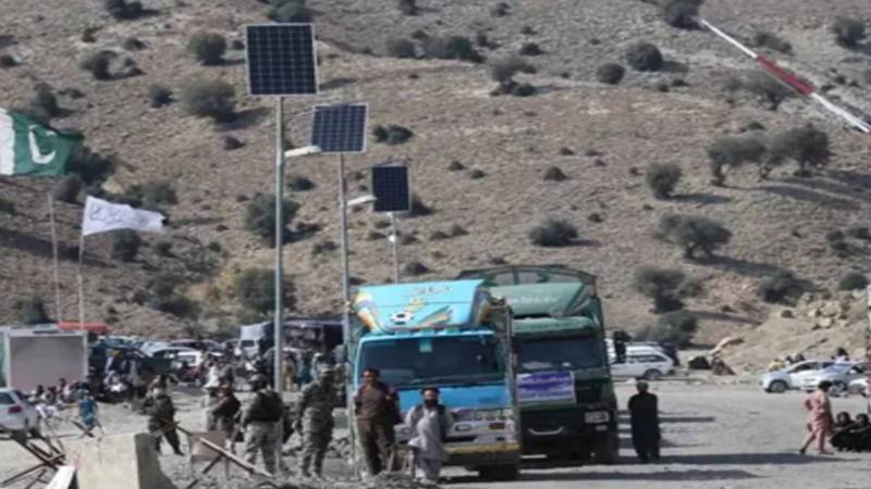 پاک افغان سرحد پر سیکیورٹی فورسز کی کارروائی، غیر ملکی اسلحہ اسمگلنگ ناکام