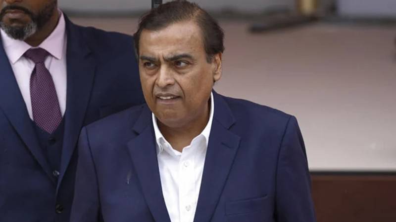 مکیش امبانی کا بھارت میں دنیا کے سب سے بڑے ڈیٹا سینٹر کی تعمیر کا اعلان