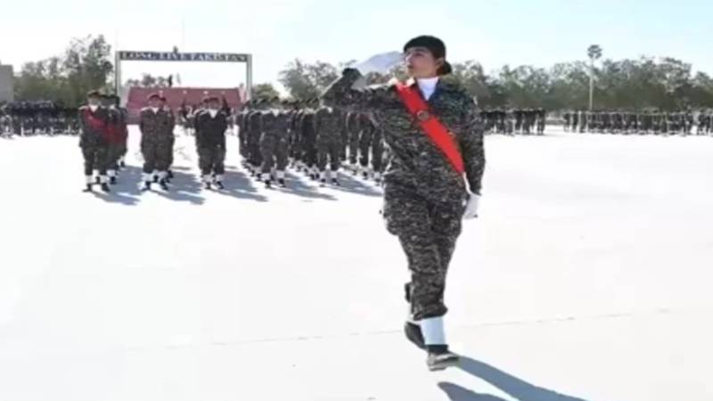 ثمرین کوثر: نائیک آصف نواز شہید کی بیوہ کا عزم اور حوصلہ