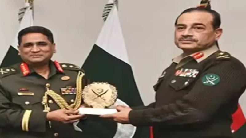 پاکستان اور بنگلادیش کے فوجی وفد کے دوروں سے بھارت میں تشویش پیدا