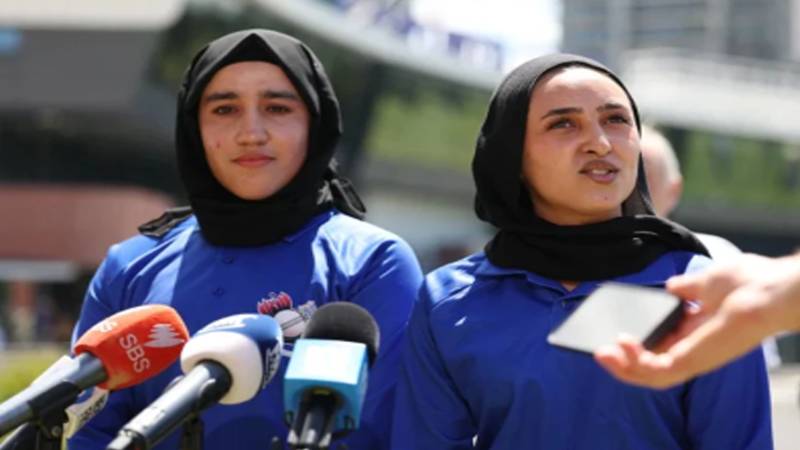 افغان ویمن کرکٹ ٹیم تین سال بعد میلبورن میں ایکشن میں، نمائشی میچ کا آغاز