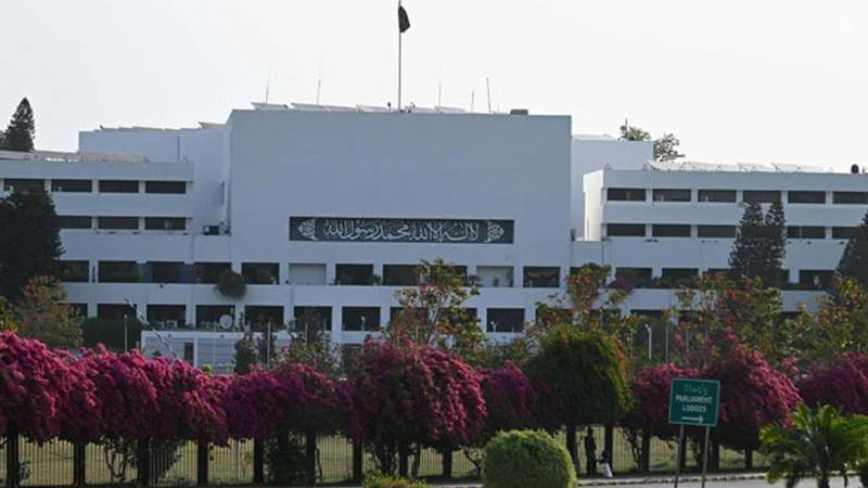 پیکا ایکٹ ترمیمی بل پر سینیٹ قائمہ کمیٹی کی رپورٹ تیار، چیئرمین سینیٹ کو ارسال