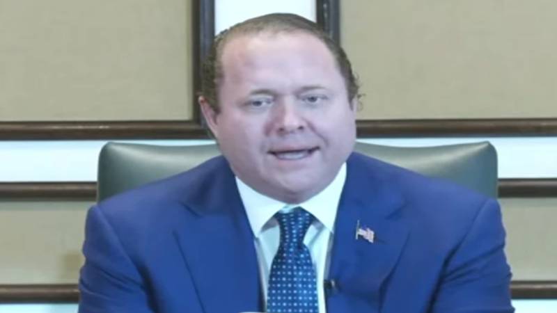 امریکی سرمایہ کار پاکستان میں اربوں ڈالر کی سرمایہ کاری کے خواہشمند، جینٹری بیچ