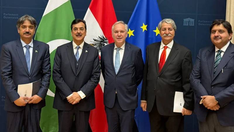چیئرمین سینیٹ نے نیشنل کونسل آف آسٹریا کے صدر کو پاکستان کا دورہ کرنے کی دعوت دی