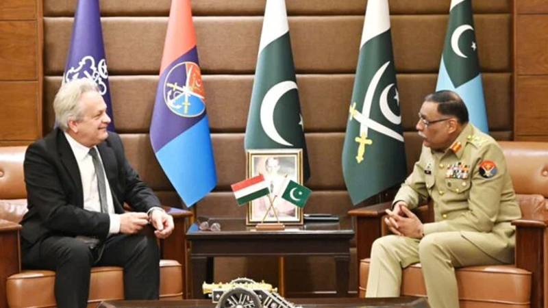 جنرل ساحر شمشاد مرزا سے ہنگری کے نائب وزیر دفاع کی اہم ملاقات