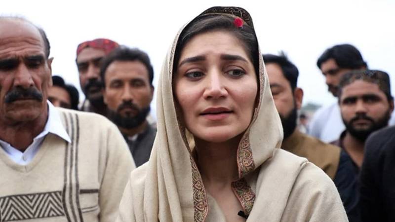 پی ٹی آئی رہنما مہربانو قریشی اور متعدد کارکن گرفتار