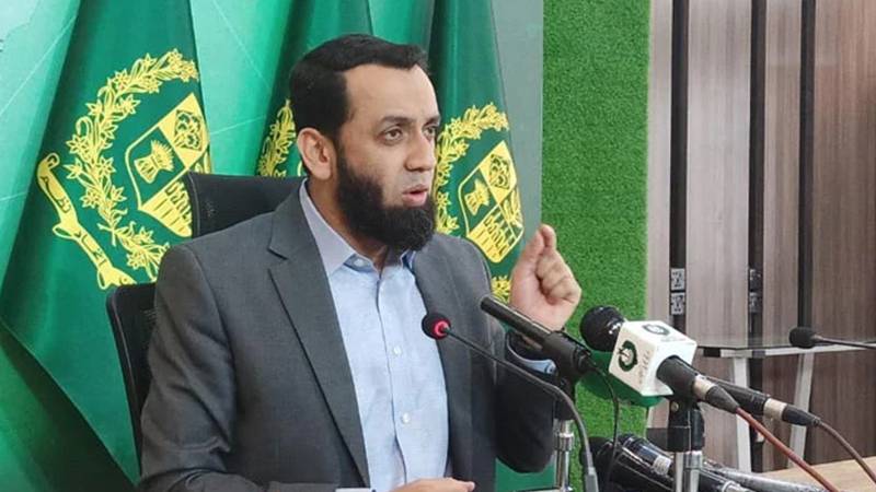 پاکستانی معیشت استحکام کی جانب گامزن ہے، عطا تارڑ