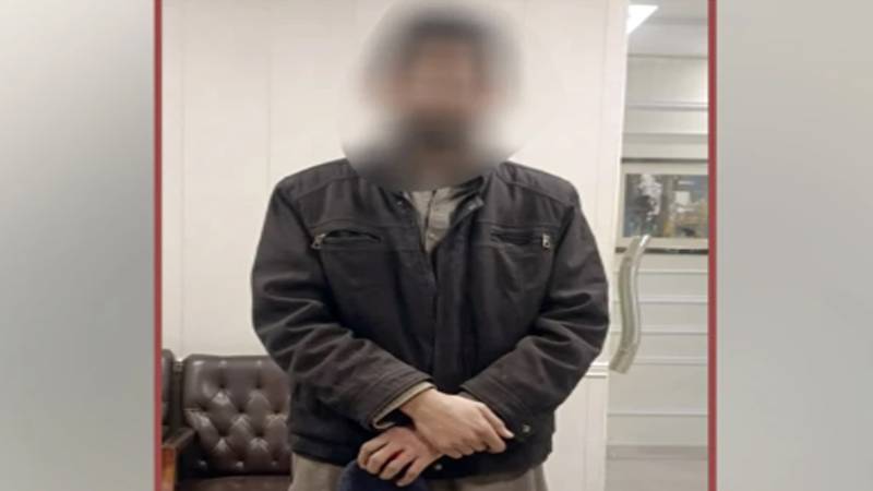 معلم کی 10 سالہ طالب علم کو ورغلا کر زیادتی کی کوشش