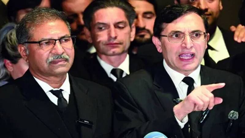 جوڈیشل کمیشن اجلاس؛ بیرسٹر گوہر اور علی ظفر نے بھی بائیکاٹ کردیا