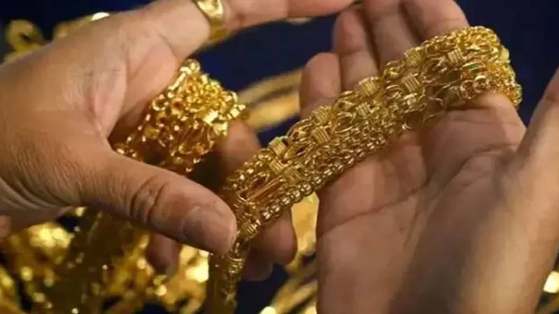 پاکستان میں سونے کی قیمت میں کمی، خریداروں کے لیے خوشخبری