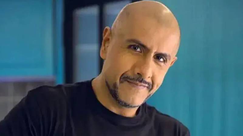 وشال ددلانی کی گاڑی کو حادثہ، کنسرٹ ملتوی