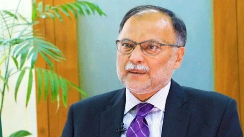 بانی پی ٹی آئی کے خط کا جواب آرمی چیف نے دیا: احسن اقبال