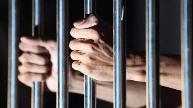 نشتر کالونی پولیس نے ڈکیت گروہ کے 2 ارکان گرفتار کر لیے
