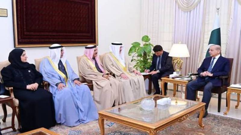 وزیراعظم سے بحرین کے 11 رکنی پارلیمانی وفد کی ملاقات، پاکستان میں سرمایہ کاری کی دعوت