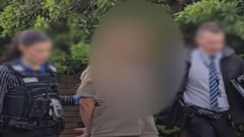  حجاب پہننے پر دو مسلم خواتین پر حملہ، 31 سالہ ملزمہ گرفتار