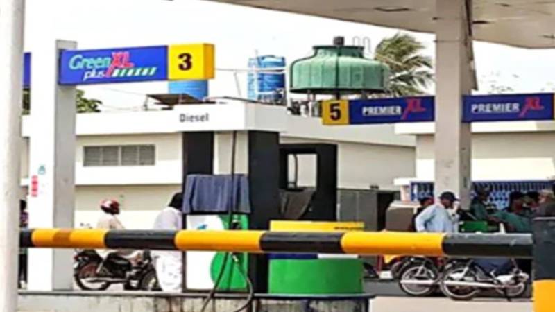 پیٹرولیم ڈیلرز کی ڈی ریگولیشن کیخلاف احتجاج، پیٹرول پمپس بند کرنے کی دھمکی