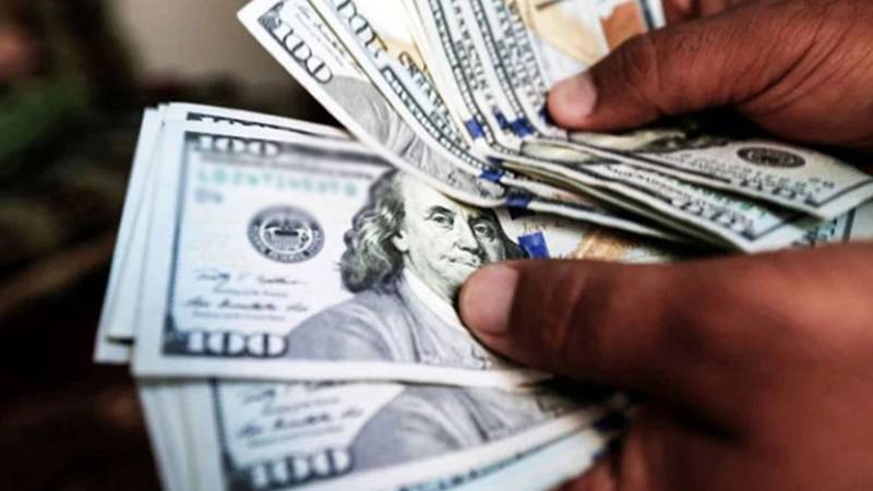 انٹربینک میں ڈالر کی قیمت میں معمولی اضافہ
