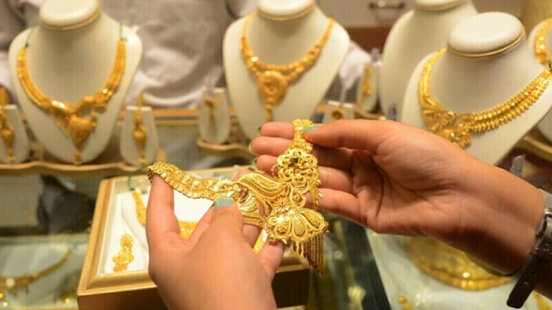 سونے کی قیمت میں مسلسل اضافے کے بعد کمی واقع