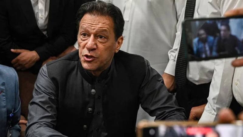 عمران خان نے خیبر پختونخوا کابینہ کی کارکردگی رپورٹ پیش کرنے کی ہدایت دے دی