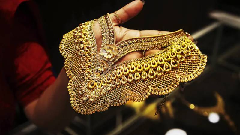 سونے کی قیمت میں کمی، فی تولہ سونا کتنے کا ہوگیا؟