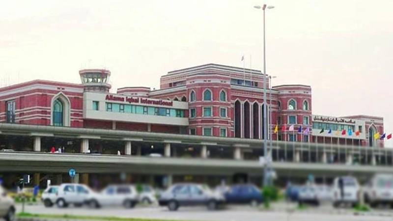 لاہور ایئرپورٹ: جعلی اور مشتبہ دستاویزات پر 2 ماہ میں 3171 مسافر آف لوڈ