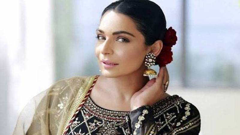 بھارت میں میرے حسن کا موازنہ مادھوری اور ایشوریا سے کیا گیا: میرا