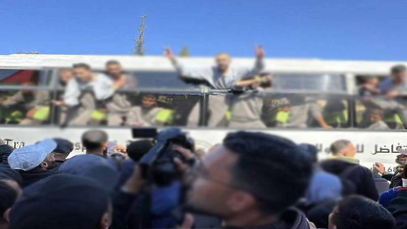 اسرائیل نے مزید 46 فلسطینیوں کو رہا کر دیا، قاہرہ میں جنگ بندی مذاکرات جاری