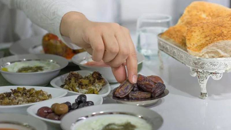 برطانیہ: مسلم کمیونٹی رواں سال بھی رمضان کے آغاز پر تقسیم