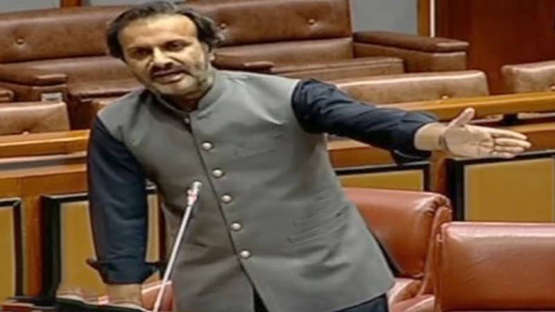 عون بپی نے سینیٹ میں گرفتاری کی تفصیلات بتا دیں، کہاں لے جایا گیا؟