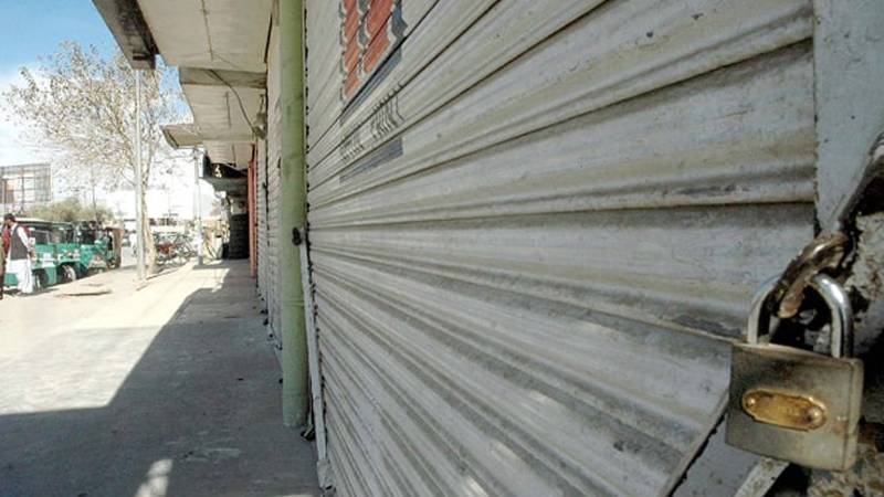 لودھراں میں قصابوں کی ہڑتال جاری، دکانیں سیل، جرمانے اور گرفتاری کے خلاف احتجاج