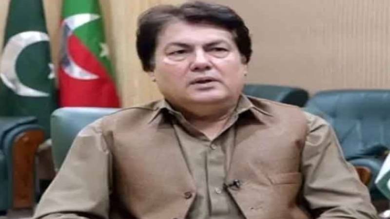 پنجاب ماڈل ریڑھی منصوبے میں 5 کروڑ روپے کی کرپشن کا الزام:بیرسٹر سیف