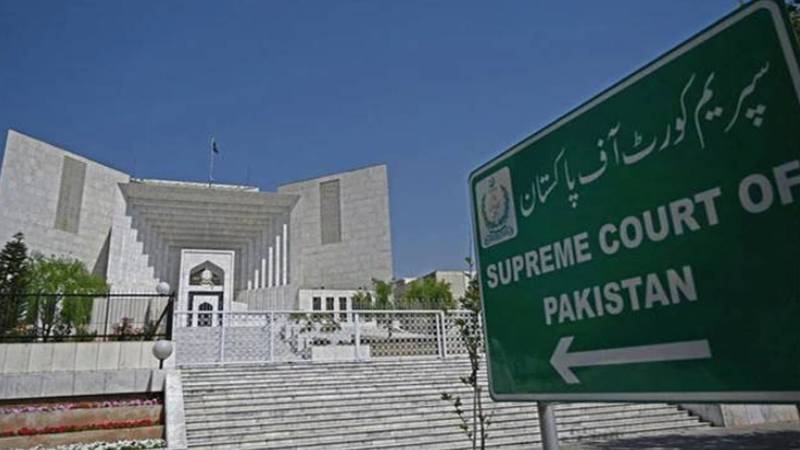آرمی ایکٹ میں درج جرائم سویلینز کریں تو کیا ہوگا؟ سپریم کورٹ کا سوال