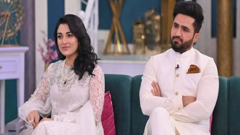 گوگل نے فلک شبیر کی اہلیہ بدل دی، سوشل میڈیا پر ہنگامہ برپا