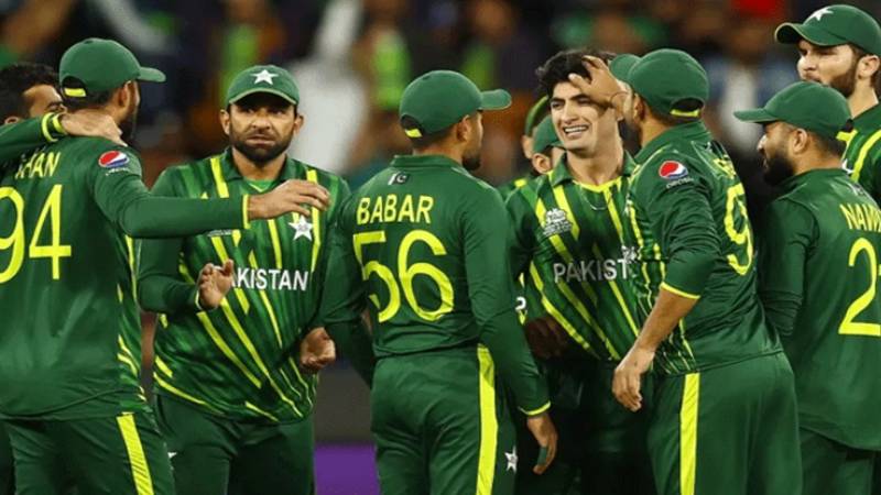پاکستان کرکٹ ٹیم دورہ نیوزی لینڈ کے لیے دبئی روانہ