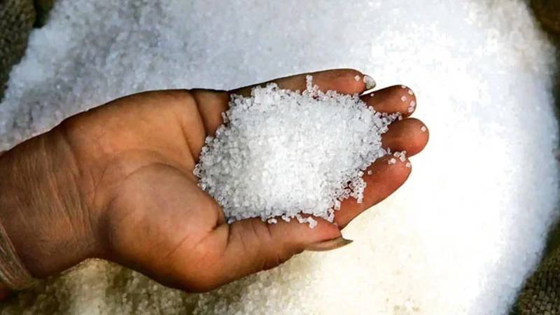چینی کی تھوک قیمت میں 10 روپے فی کلو کمی