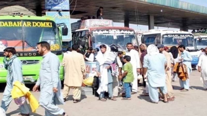 سندھ حکومت کا عید پر اضافی کرایہ وصول کرنے والے ٹرانسپورٹرز کے خلاف کریک ڈاؤن
