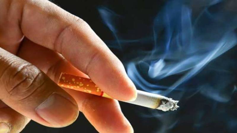 اعتکاف کے دوران سگریٹ نوشی کرنا جائز نہیں
