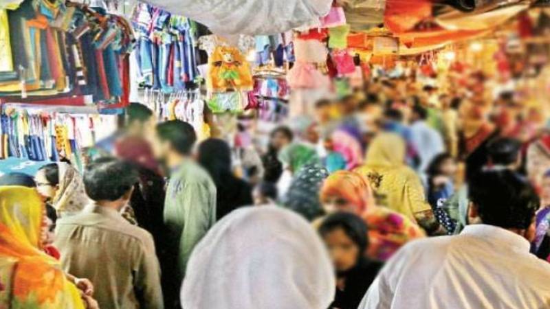 رمضان کے آخری عشرے میں عید کی شاپنگ کیلئے بازاروں میں رش میں اضافہ