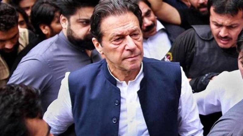 عمران خان کی ملاقاتوں کے دن بحال، میڈیا ٹاک پر پابندی کا حکم