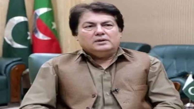 چینی کی قیمت اور وزرا کی تنخواہوں میں اضافے پر بیرسٹر سیف کی وفاقی حکومت پر شدید تنقید