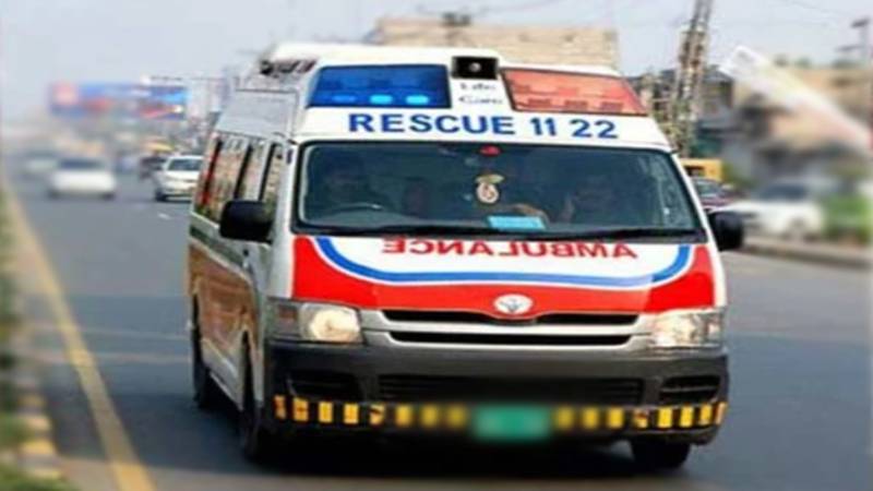 مالاکنڈ ہائی وے پر خوفناک کوسٹر حادثہ: تیز رفتاری کے باعث گاڑی الٹی، 10 شدید زخمی
