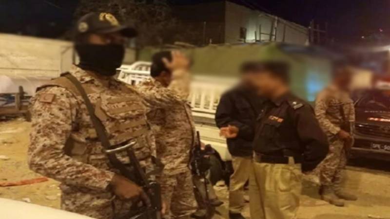 کراچی: کورنگی سے فتنہ الخوارج کے تین دہشت گرد گرفتار، اسلحہ اور دھماکہ خیز مواد برآمد