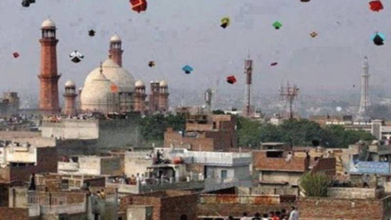 پنجاب حکومت کا بسنت منانے کا فیصلہ، حادثات سے بچاؤ کے لیے کمیٹی کی تشکیل