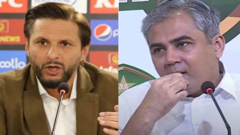 شاہد آفریدی کا چیئرمین پی سی بی کو ایک عہدہ چھوڑنے کا مشورہ