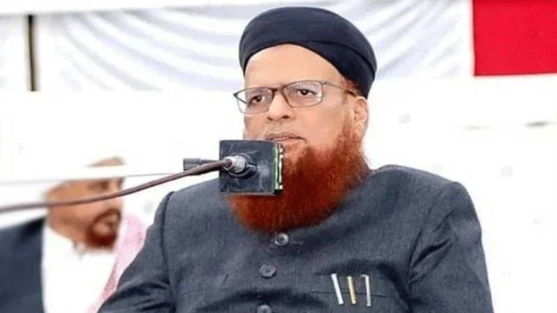 مفتی تقی عثمانی کا کہنا ہے کہ امت مسلمہ اسرائیل کے خلاف قراردادوں کی بجائے جہاد کا اعلان کرے