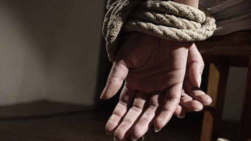 ڈرامائی کارروائی: قصور سے اغوا ہونے والی لڑکی کا ڈراپ سین، ڈولفن فورس نے بازیاب کروایا