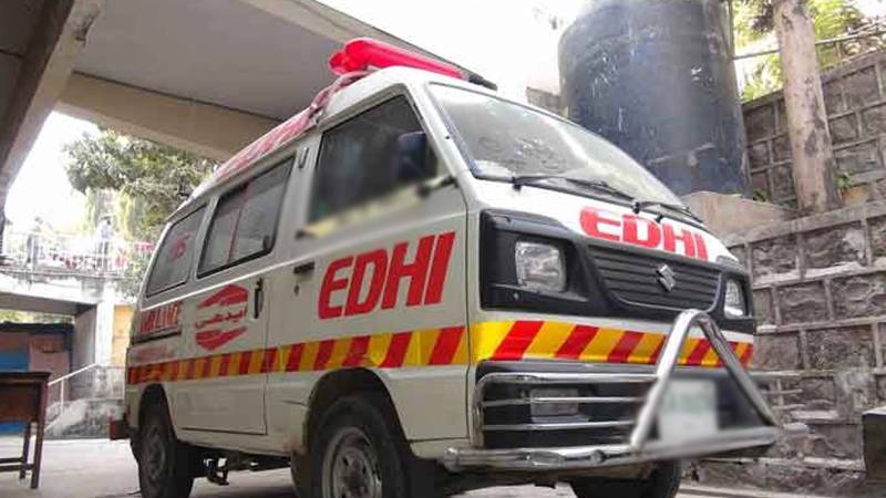 شاہدرہ ٹاؤن میں ٹریفک حادثہ: تیز رفتار بس کا موٹرسائیکل سوار خاتون سے ٹکراؤ، ہلاکت