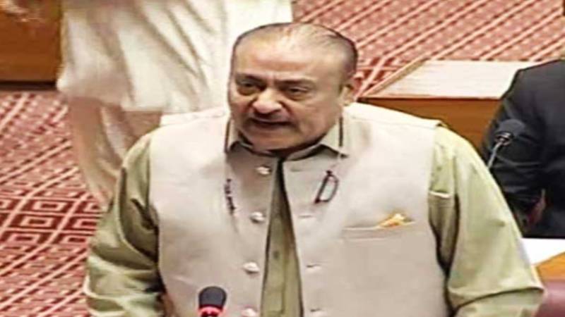 بددعاؤں سے کچھ نہیں ہوگا، عمل کی ضرورت ہے : قادر پٹیل