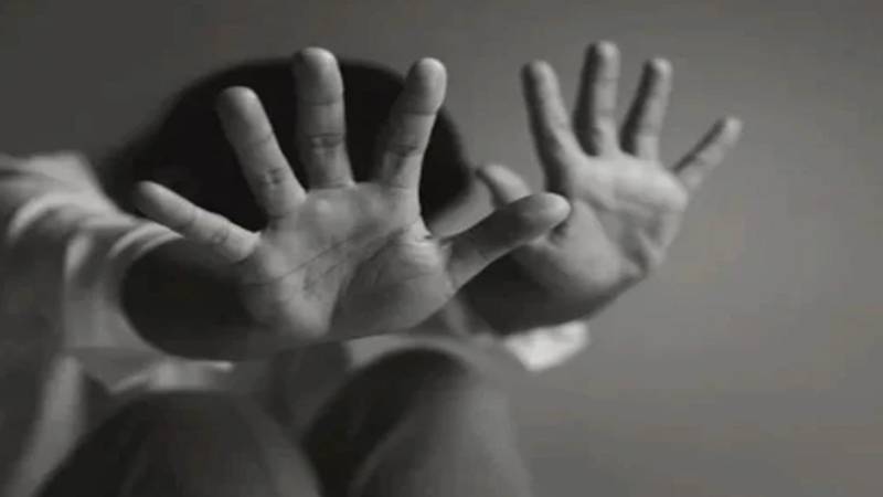 پنجاب میں نئے قانون کے تحت بغیر لائسنس تیزاب فروخت ناقابل ضمانت جرم، سخت سزائیں